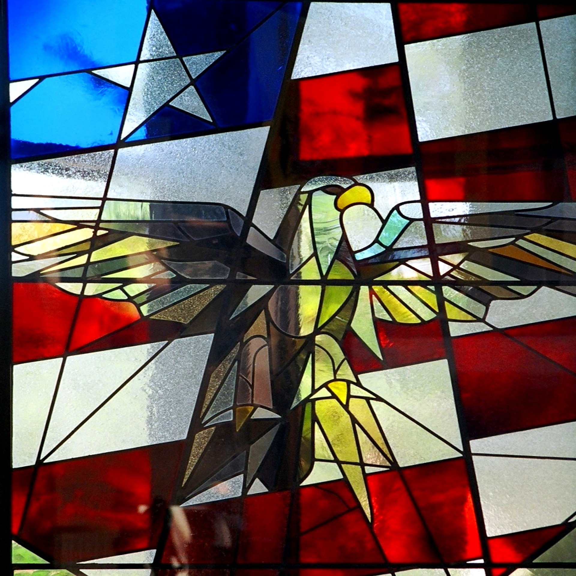stained glass eagle flag america-684230_1920 July 2016 pixabay